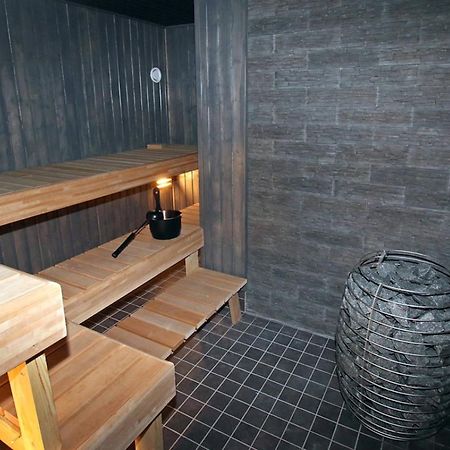 Kuukkeli Ivalo Airport Inn ภายนอก รูปภาพ