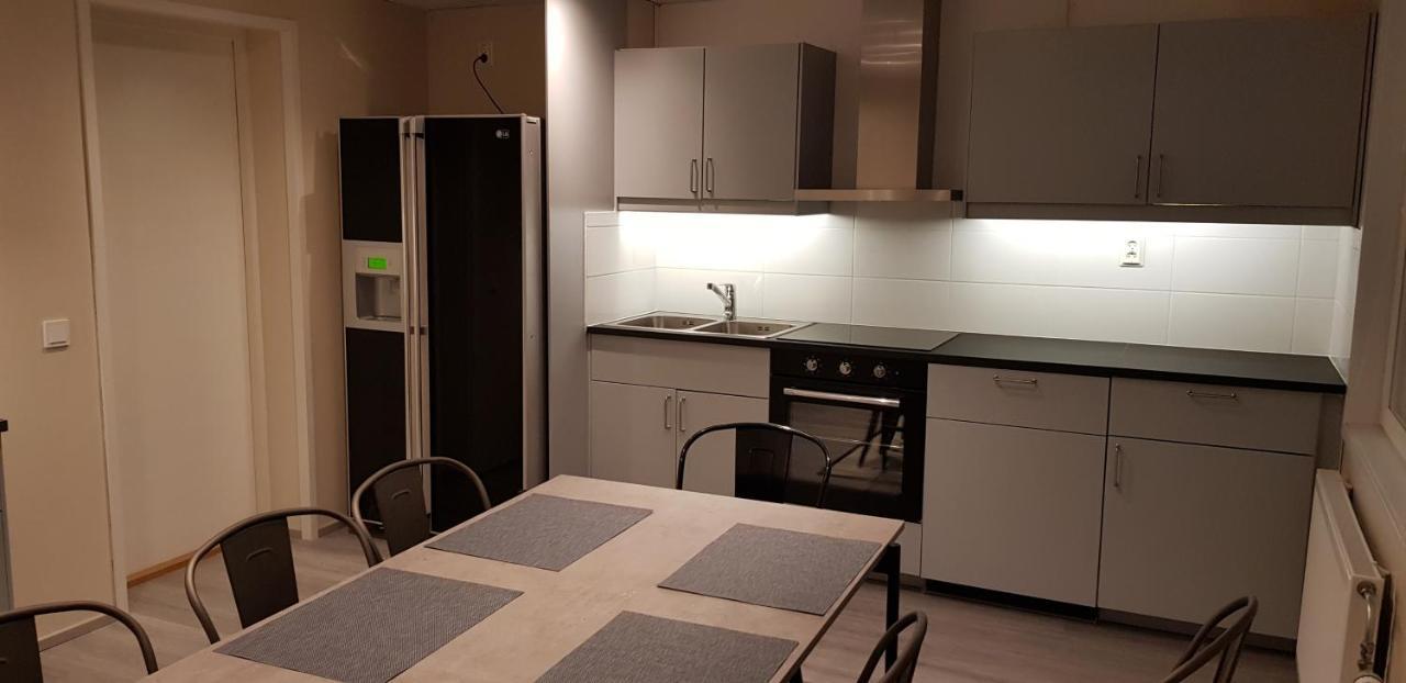 Kuukkeli Ivalo Airport Inn ภายนอก รูปภาพ