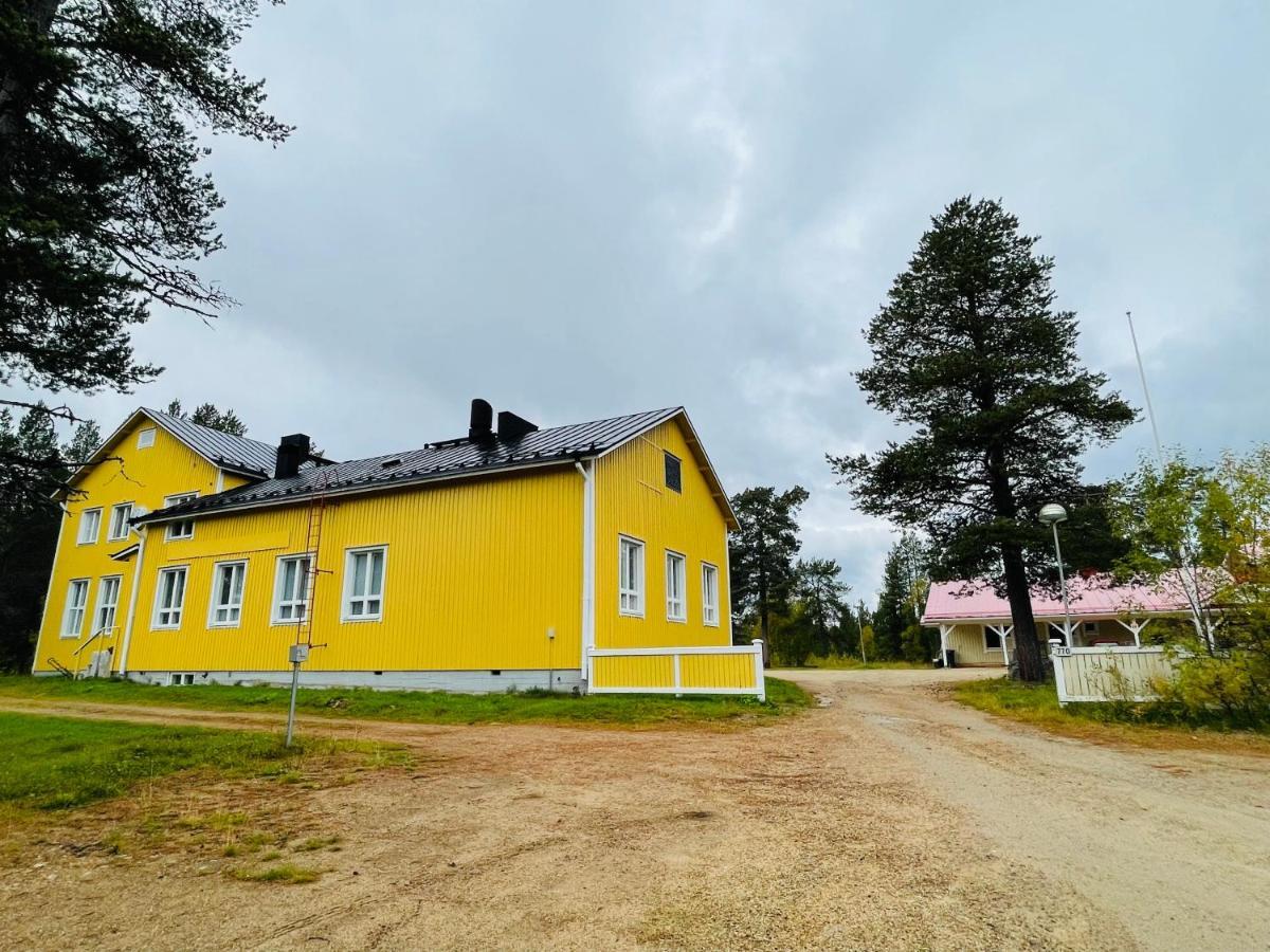 Kuukkeli Ivalo Airport Inn ภายนอก รูปภาพ