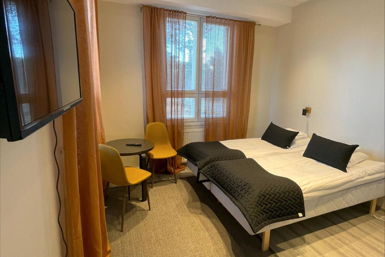 Kuukkeli Ivalo Airport Inn ภายนอก รูปภาพ