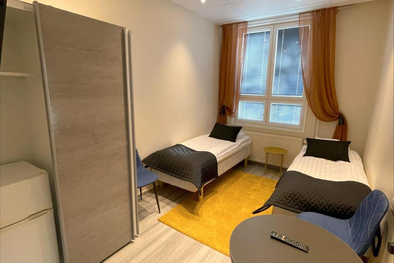 Kuukkeli Ivalo Airport Inn ภายนอก รูปภาพ